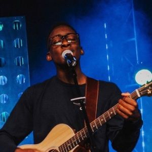 Meet your Posher, Robbie